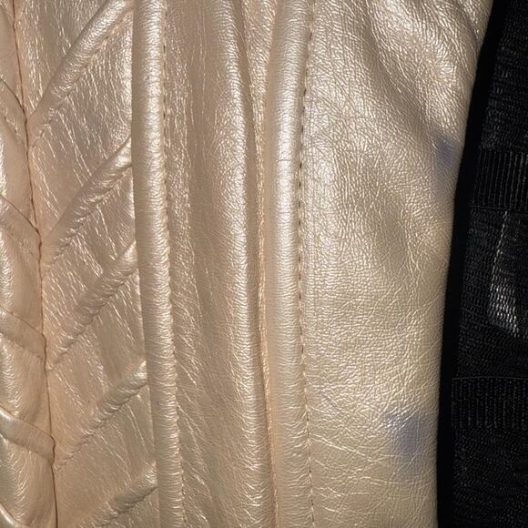 Cream Faux Leather Corset - Picture 7 of 8